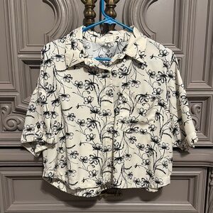 Women’s Lina floral blouse M